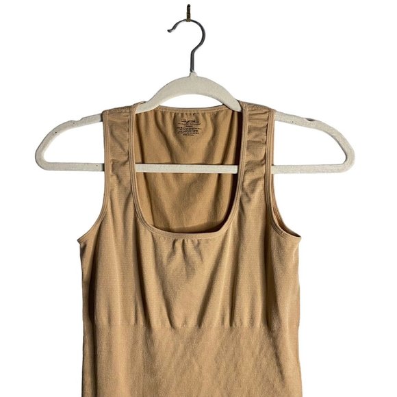 Marilyn Monroe Women's Tan Seamless Shaping Slip - Picture 2 of 6